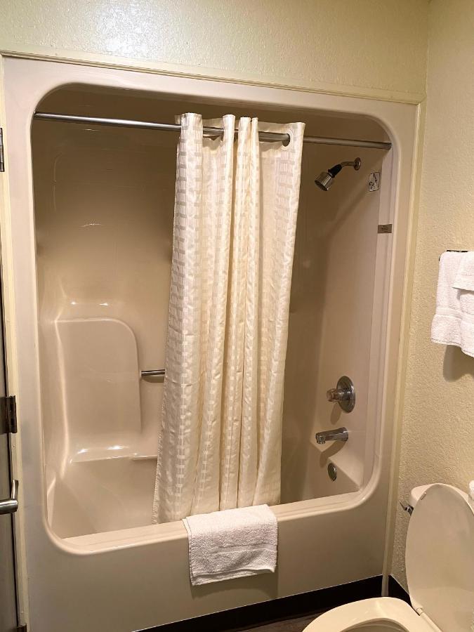 Travelers Inn Elizabeth City Dış mekan fotoğraf