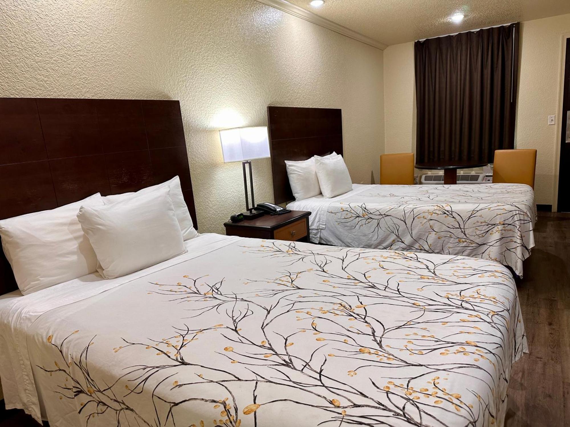 Travelers Inn Elizabeth City Dış mekan fotoğraf